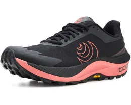 Трейловые кроссовки Topo Athletic MTN Racer 4 с системой гетр и подошвой Vibram Megagrip