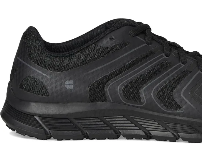 Рабочие кроссовки Stride с технологией Tripguard и мембраной Spillguard