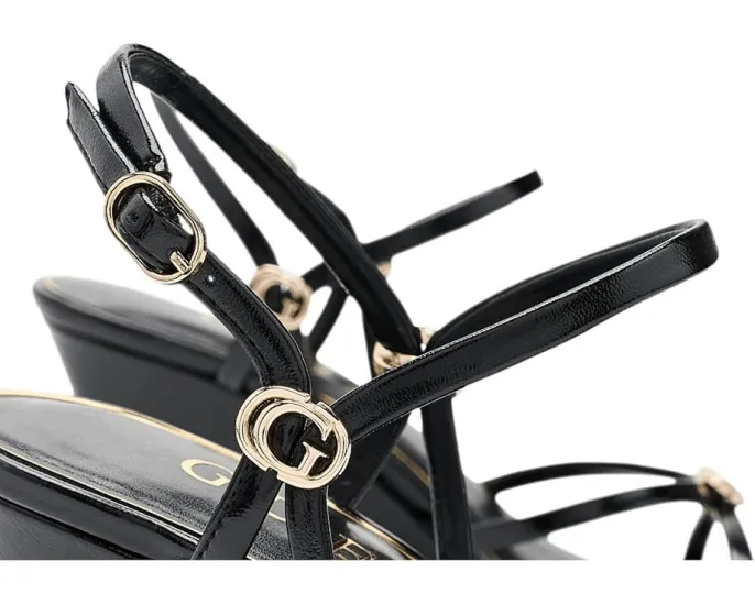 Туфли GUESS Devve на высоком каблуке с ремешком на щиколотке