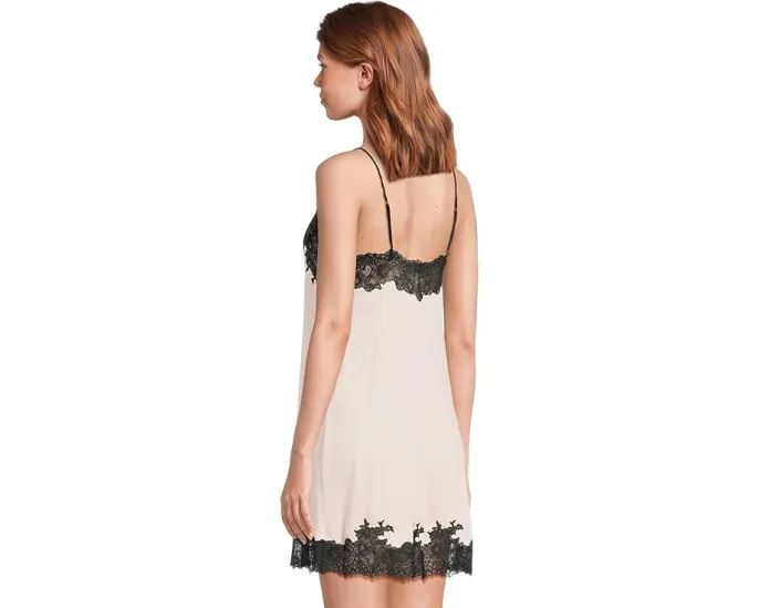 Сорочка Natori Enchant длиной 34 дюйма (86.36 см) с кружевной аппликацией