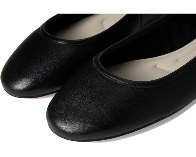 Балетки Christina2 от Franco Sarto с круглым носком