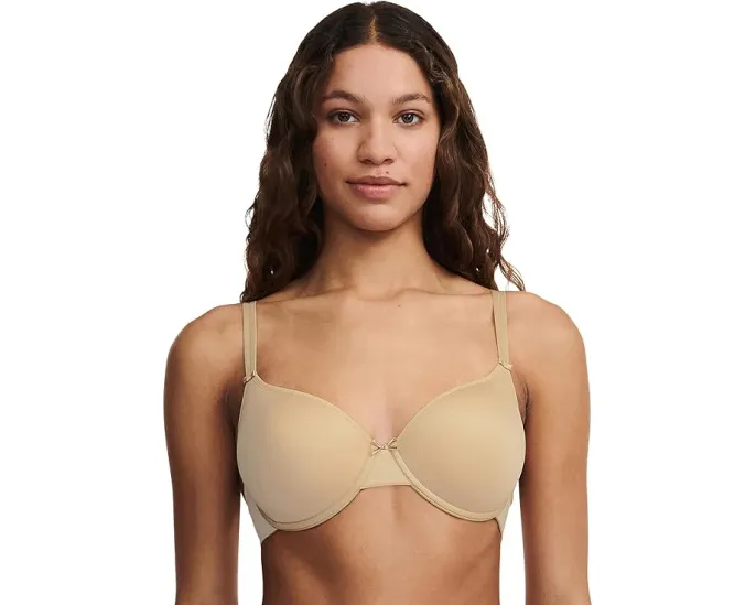 Бюстгальтер Chantelle Basic Invisible Smooth с мягкой чашкой из пены с эффектом памяти