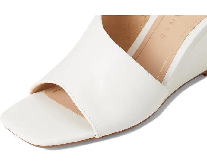 Туфли Clementine на танкетке с открытым квадратным носком