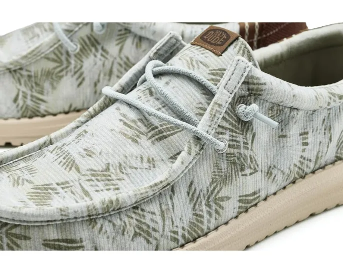 Слипоны Hey Dude Wally Washed Palm с принтом и круглым носком