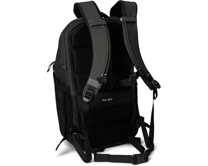 Рюкзак The North Face Surge с системой вентиляции FlexVent и защитным отделением для ноутбука