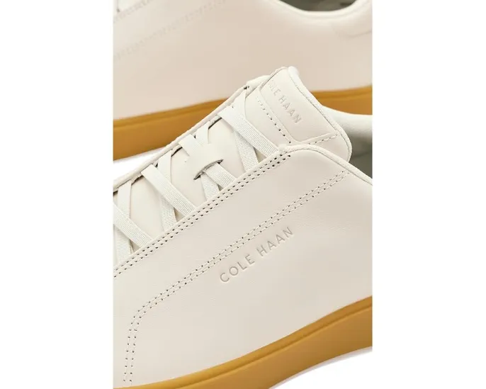 Кроссовки Cole Haan Grandpro Luxe Slip-On с эластичными шнурками и кожаной подошвой