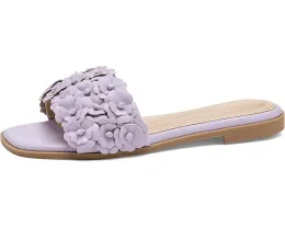 Босоножки Azalea на платформе с цветочным декором Journee Collection