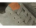 Легкие кроссовки Travel Lite Court от TOMS с баскетбольным дизайном