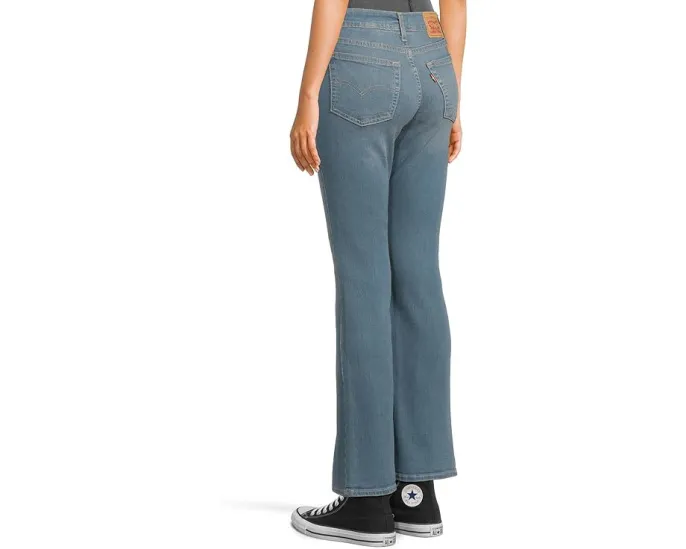 Джинсы Levi's 726 High-Rise Flare с завышенной талией и расклешенным силуэтом