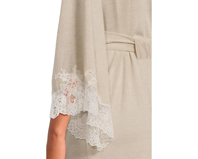 Халат Luxe Shangri-La из мягкого микса модала с поясом и карманами Natori