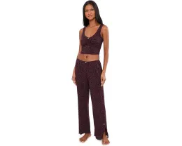 Комплект для отдыха Fresh In Love Lounge Set с аппликацией розами от Free People
