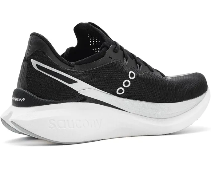 Беговые кроссовки Saucony Endorphin Pro 5 с карбоновой пластиной