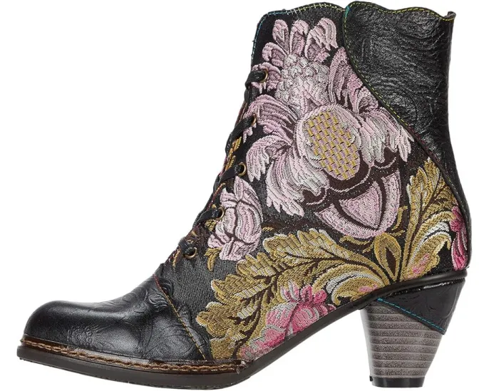 Ботильоны Siren с цветочной вышивкой и миндальным носком от L'Artiste by Spring Step
