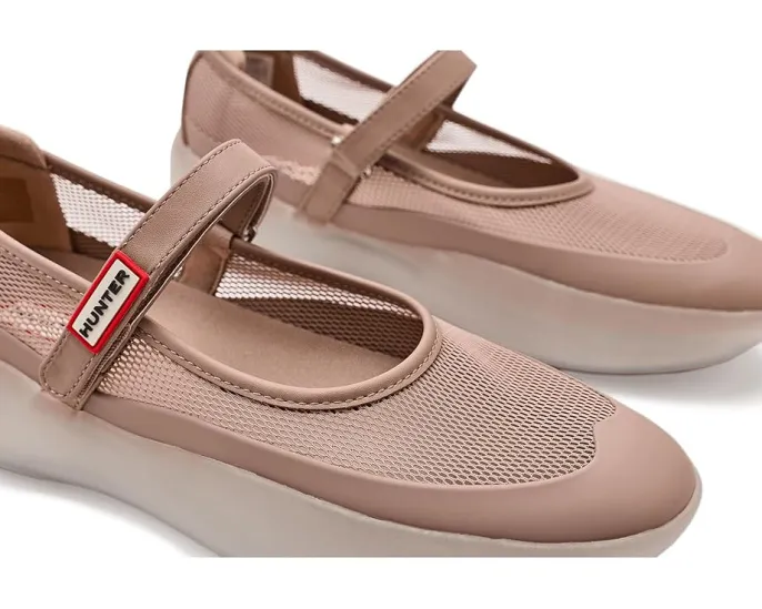 Сандалии Hunter Mire с дышащим верхом из сетки и стелькой из полиуретана