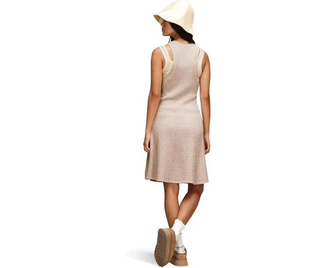 Платье Adela Dress Lite без рукавов с расклешенным подолом и ткань Cozy Knit Lite