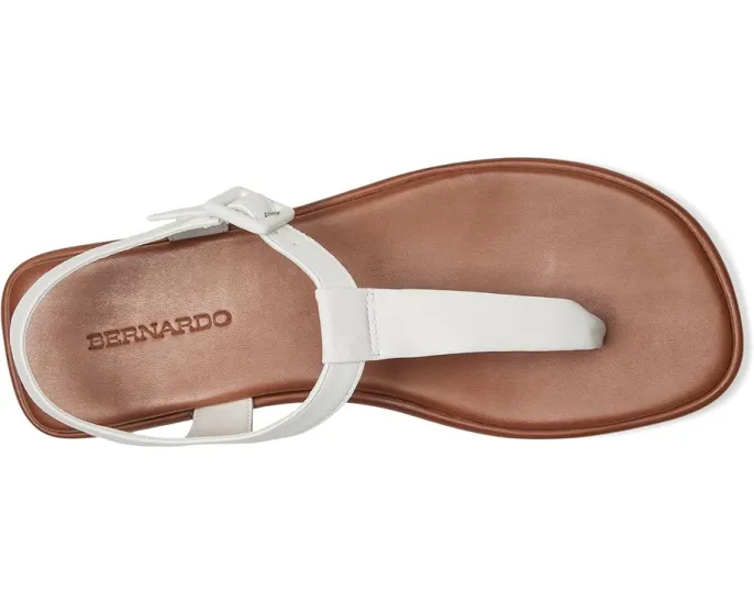 Плоские сандалии Bernardo Tucson с Т-образным ремешком