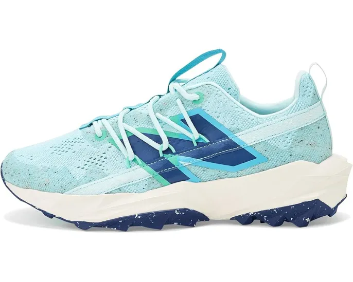 Кроссовки New Balance Tektrel с цветными блоками и петлями для удобства