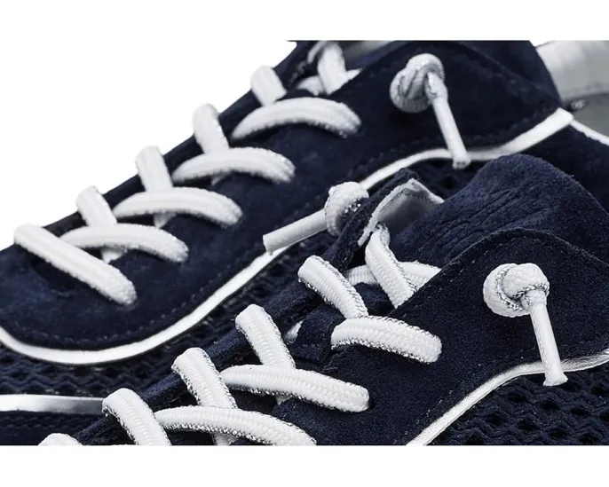 Кроссовки Renee от Miz Mooz из замши и сетки на низкой подошве