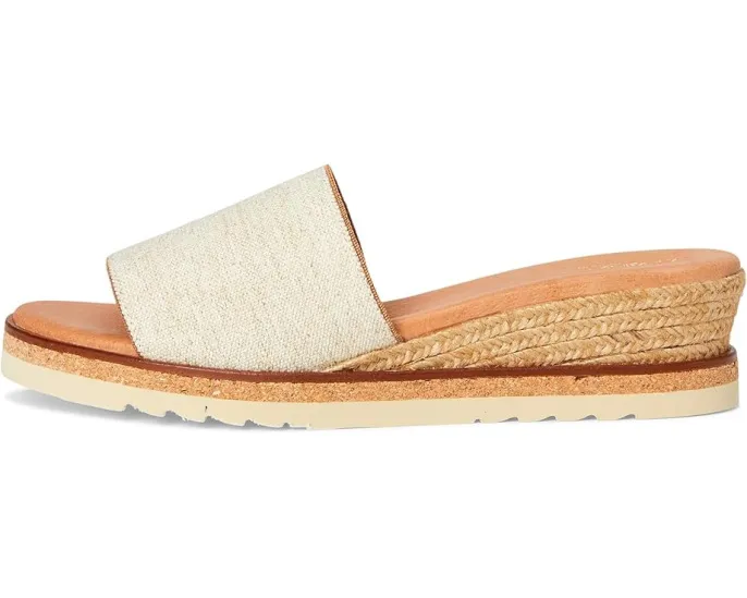 Сандалии Andre Assous Nessie на платформе с плетеным каблуком и миндалевидным носком