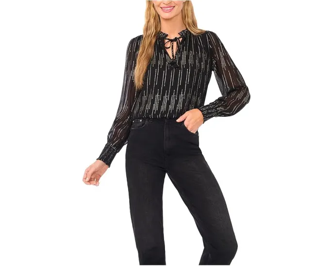 Блузка CeCe с воротником на запах и длинными рукавами на манжетах