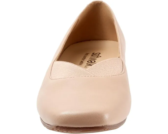 Мокасины Vianna от SoftWalk с перекрестными эластичными панелями и квадратным носком