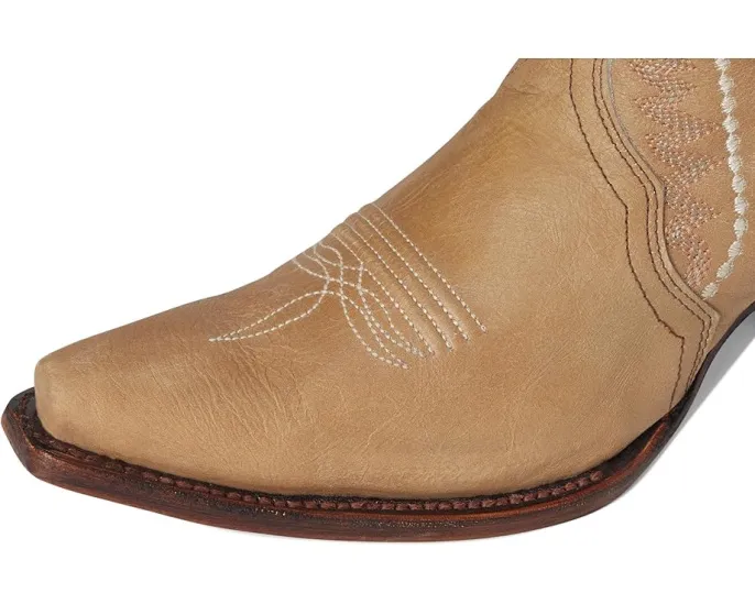 Ботинки Corral L6245 с вышивкой по щиколотку и каблуком кубин