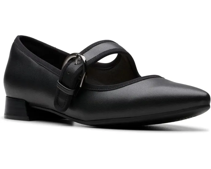 Туфли Clarks Natalyn May с острым носком на квадратном каблуке и пряжкой