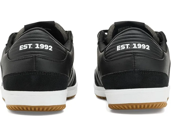 Кроссовки SKECHERS Hotshot Diegoh в ретро-футбольном стиле