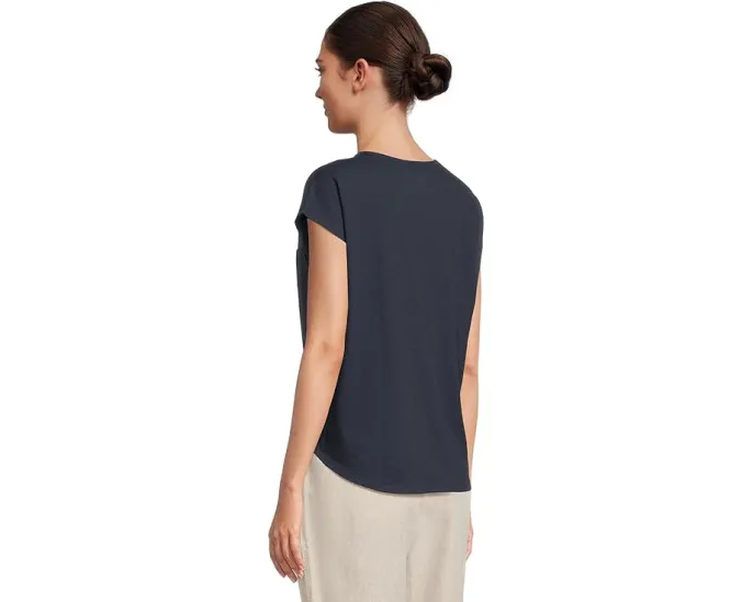 Футболка L.L.Bean Cotton Linen с круглым вырезом и нагрудным карманом