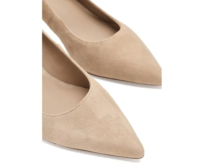 Туфли Adrienne Suede Pumps от Lauren Ralph Lauren с заостренным носком