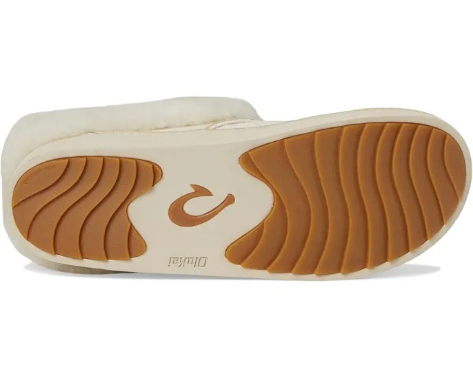 OluKai Домашние тапочки Ku‘I из натуральной кожи с меховой подкладкой