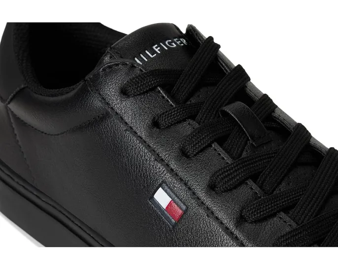 Кроссовки Tommy Hilfiger Brecon с фирменным логотипом и круглым носком