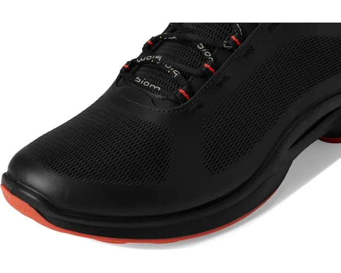 Кроссовки ECCO BIOM FJUEL Zephyr с технологией NATURAL MOTION® из натуральной кожи
