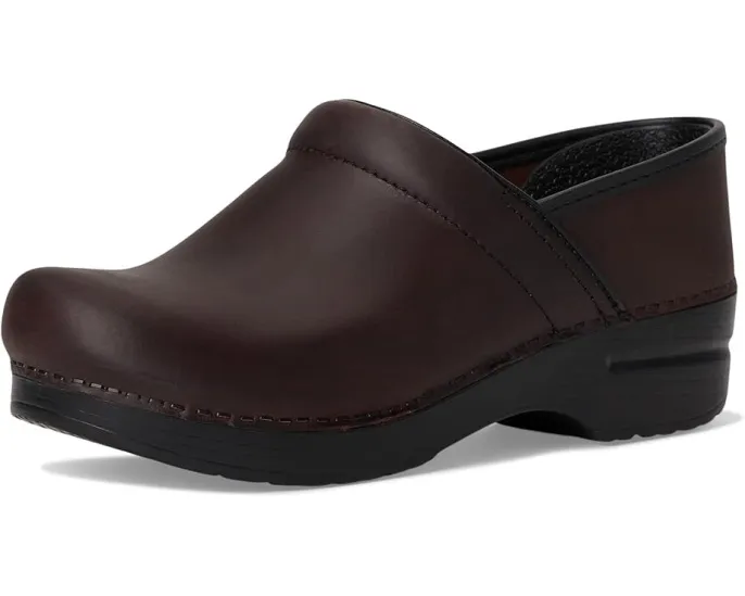 Клог Dansko Professional с кожаным верхом и качающейся подошвой