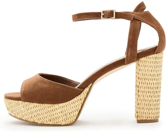 Сандалии Bernardo Valeria на платформе с высоким каблуком и регулируемым ремешком на щиколотке