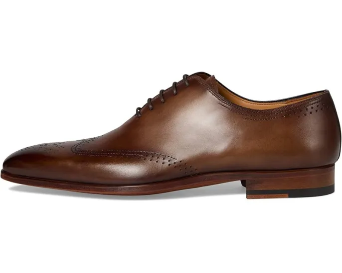Туфли Magnanni Jonas с перфорацией wingtip и кожаной подошвой