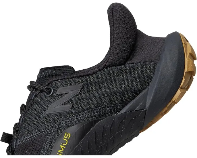 Трейловые кроссовки New Balance Minimus Trail с технологией FuelCell