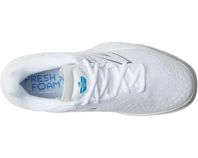 Кроссовки New Balance Fresh Foam Lav V2 с текстильным верхом и круглым носком