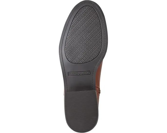 Ботильи Bandolino Despina на тракторной подошве с декоративной фурнитурой