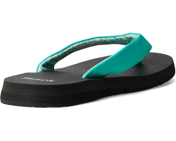 Сланцы Sanuk Yoga Mat II с оригинальной стелькой из коврика для йоги и переработанной подошвой