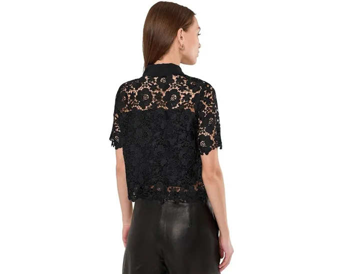 Блузка CeCe с коротким рукавом и кружевными вставками на пуговицах