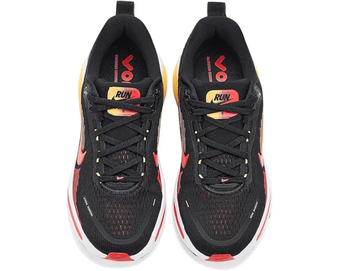 Беговые кроссовки Nike Kids Vomero 18 с пеной ReactX