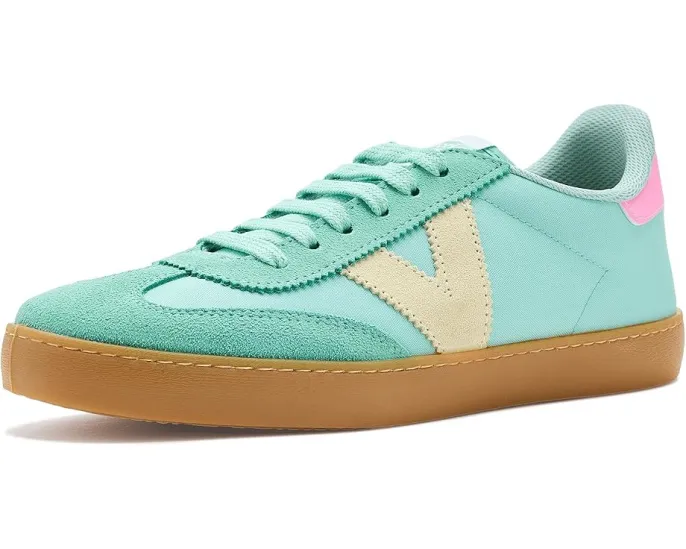 Кроссовки Victoria Berlin из переработанных материалов с логотипом V