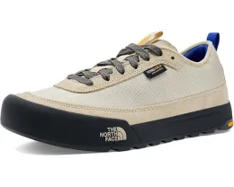 Кроссовки The North Face Clyffe с подошвой Vibram Megagrip и переработанными материалами