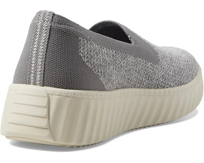 Кроссовки Bzees Wednesday Modern без шнуровки из трикотажа