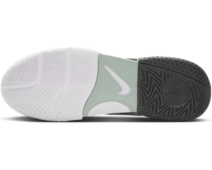 Теннисные кроссовки Nike Court Lite 4 с прочным носком и поддержкой