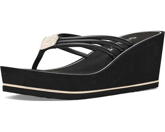 Босоножки GUESS Sabrie на платформе и танкетке