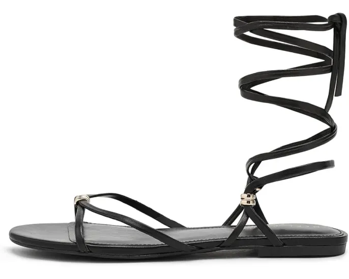 Сандалии Este Casual Sandals с переплетенными ремешками от Marc Fisher LTD