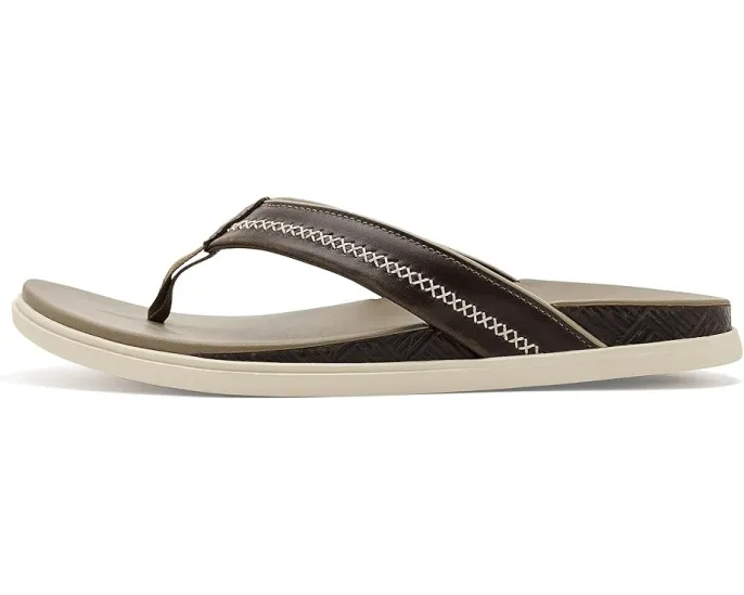 Сандалии Shoreline из натуральной кожи с рельефным узором OluKai