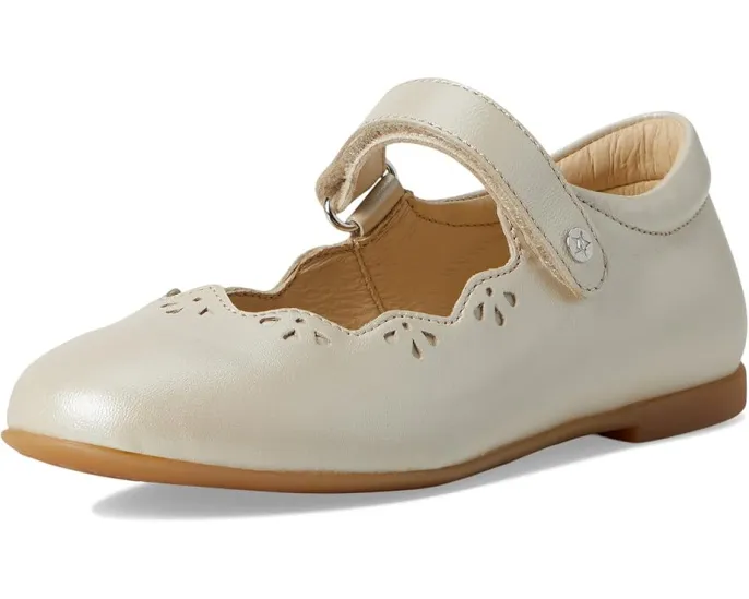 Детские балетки Naturino Olya с перфорацией и ремешком на липучке